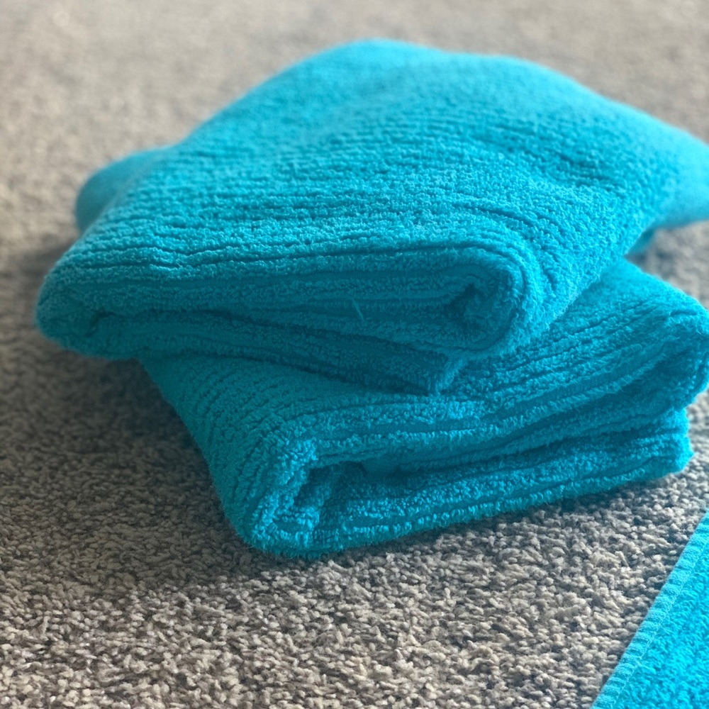 Set of 3 turquoise cotton bath towels